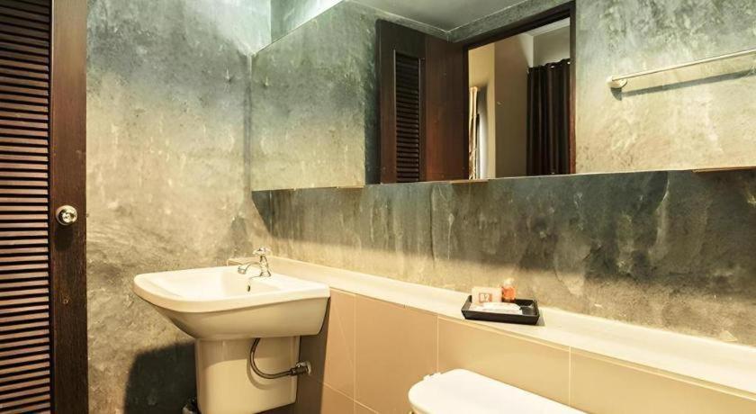 B2 Green Boutique And Budget Hotel Чиангмай Экстерьер фото