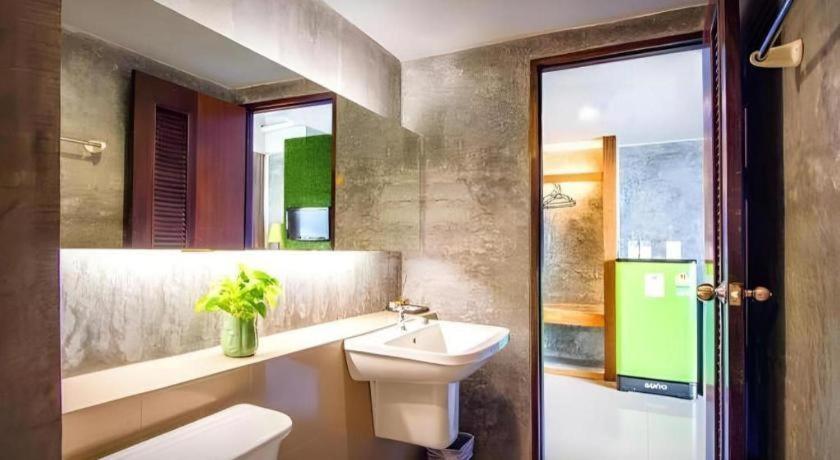 B2 Green Boutique And Budget Hotel Чиангмай Экстерьер фото
